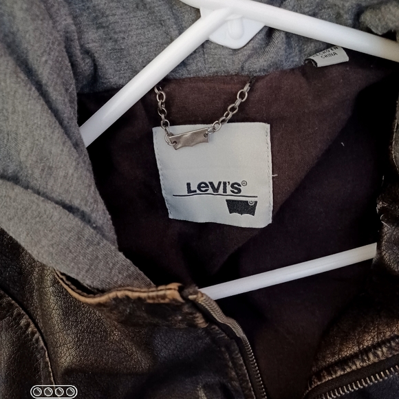 Levi's bomber jacket with hood - Picture 4 of 4